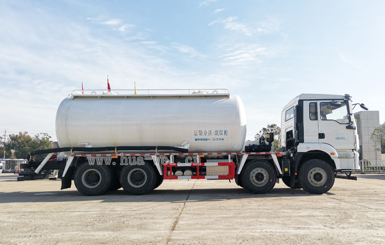 8x4陕汽德龙M3000系列SGZ5311GFLSX6型粉罐车|18立方油田专用下灰罐车（上置空压机）