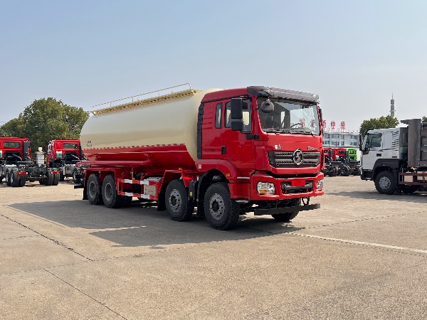 8x4陕汽德龙SGZ5312GFLSX6型油田专用下灰罐车