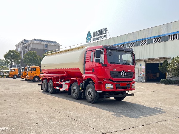 8x4陕汽德龙SGZ5312GFLSX6型油田专用下灰罐车