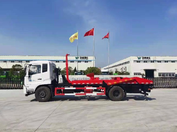 东风天锦SGZ5180ZBGDF6型背罐车【选装液压伸缩吊臂】