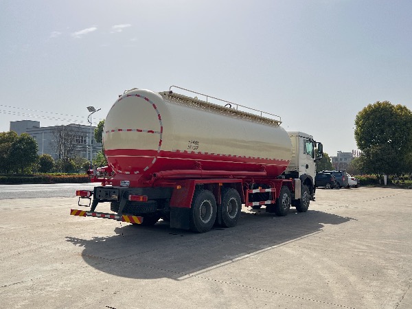 8x4重汽豪沃SGZ5312GFLZZ6T5型粉罐车/油田专用下灰罐车/固井水泥罐车