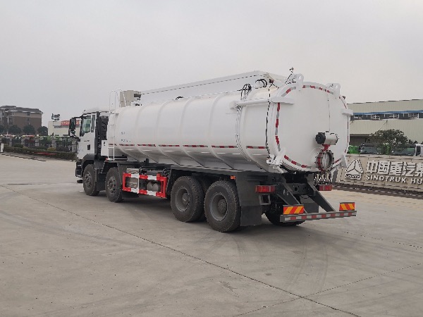 8x4重汽汕德卡SGZ5311GWNZZ6C5型污泥运输车|26立方重汽汕德卡污泥自卸车