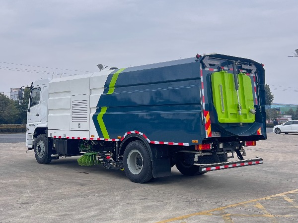 陕汽德龙L5000系列5180洗扫车|华威驰乐牌SGZ5180TXSSX6型洗扫车|四季型多功能洗扫车
