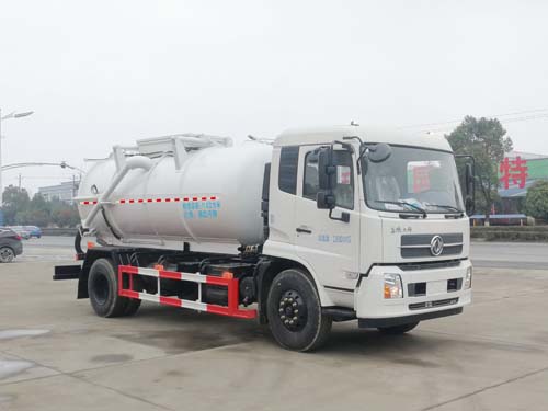 华威驰乐牌SGZ5180GXWDF6型吸污车