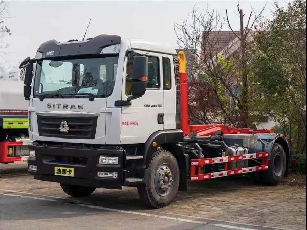 华威驰乐牌SGZ5180ZXXZZ6C5车厢可卸式垃圾车｜中国重汽汕德卡18T钩臂式垃圾车｜压缩垃圾箱转运车辆