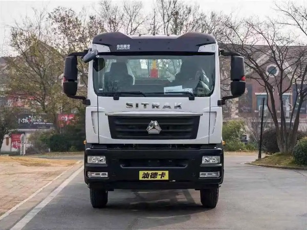 华威驰乐牌SGZ5180ZXXZZ6C5车厢可卸式垃圾车｜中国重汽汕德卡18T钩臂式垃圾车｜压缩垃圾箱转运车辆