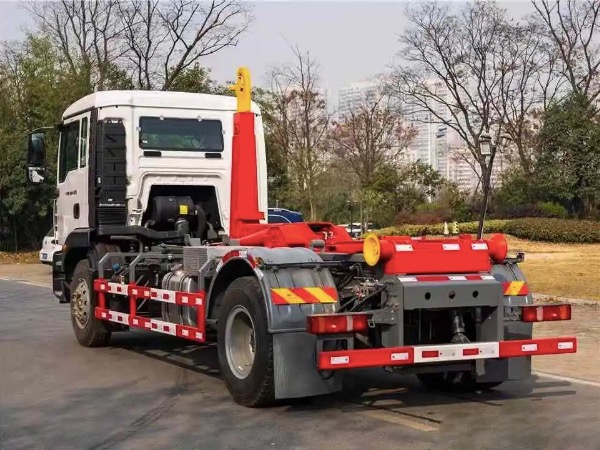 华威驰乐牌SGZ5180ZXXZZ6C5车厢可卸式垃圾车｜中国重汽汕德卡18T钩臂式垃圾车｜压缩垃圾箱转运车辆