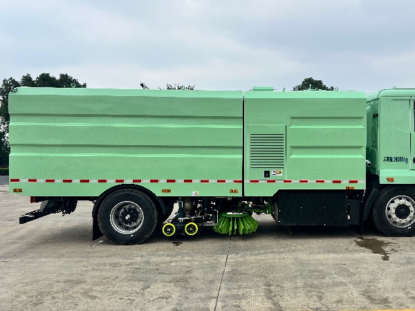 华威驰乐牌SGZ5180TXSHBEV纯电动洗扫车｜18T新能源纯电动EV洗扫车｜清扫车