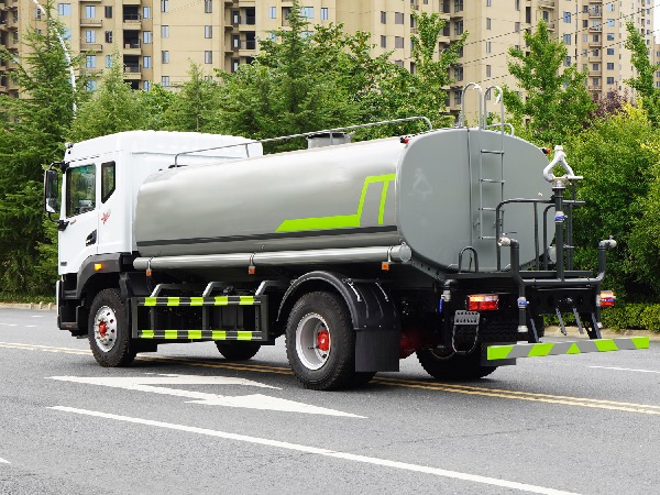 华威驰乐牌SGZ5180GPSEQ6绿化喷洒车｜新款东风多利卡D9绿化喷洒车｜12方洒水罐车｜多功能抑尘车｜15吨环卫洒水车