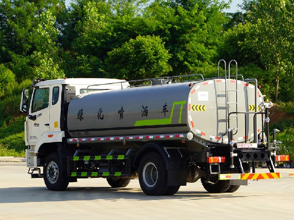中国重汽豪沃12方环卫洒水罐车｜华威驰乐牌SGZ5180GPSZZ6T5绿化喷洒车｜多功能抑尘车｜15吨洒水车